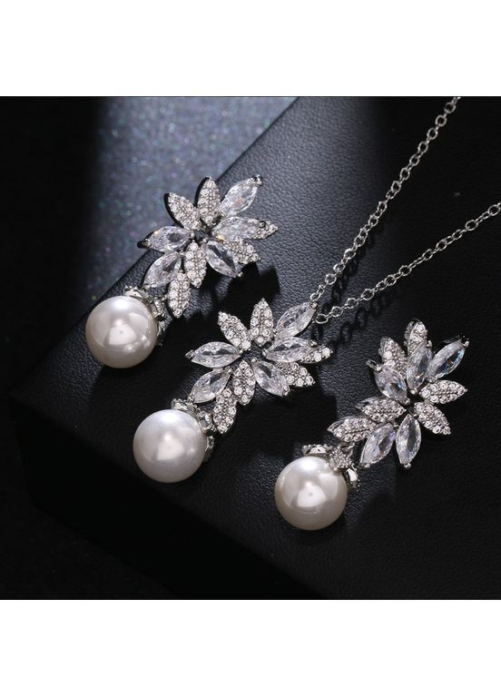 Комплект прикрас сріблястий з кристалами та перлами No Brand Жіночий комплект прикрас (364261597)