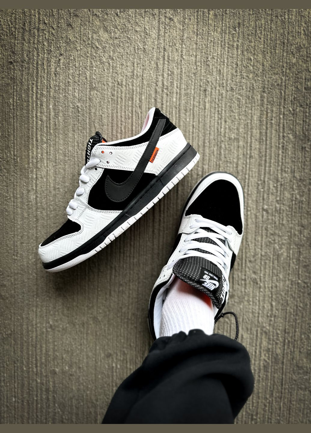 Чорно-білі всесезон кросівки чоловічі nike sb dunk low x tightbooth black white | найк сб данк низькі чорно-білі No Brand