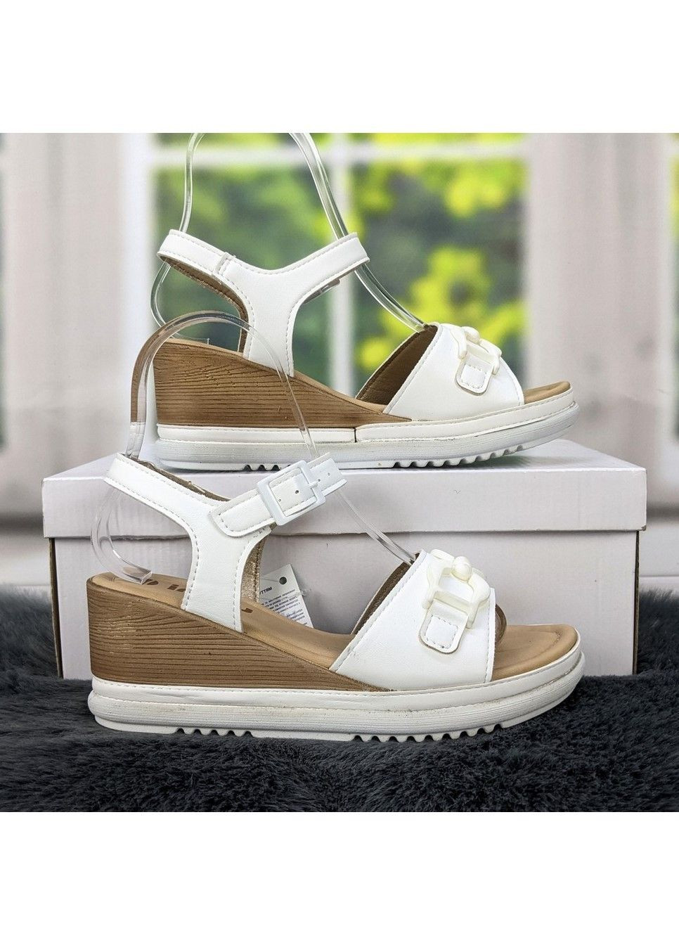 Босоніжки жіночі на платформі Inblu (297060486)