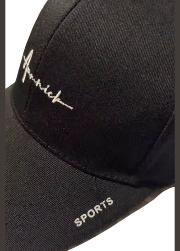 Кепка чорна з регулюванням розміру No Brand (327416793)