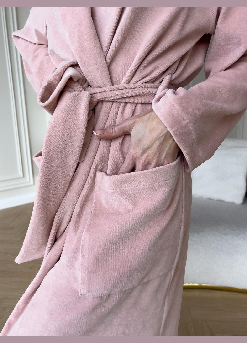 Жіночий велюровий халат довгий Peach Fuzz в подарунковій упаковці персиковий Cosy (279835423)