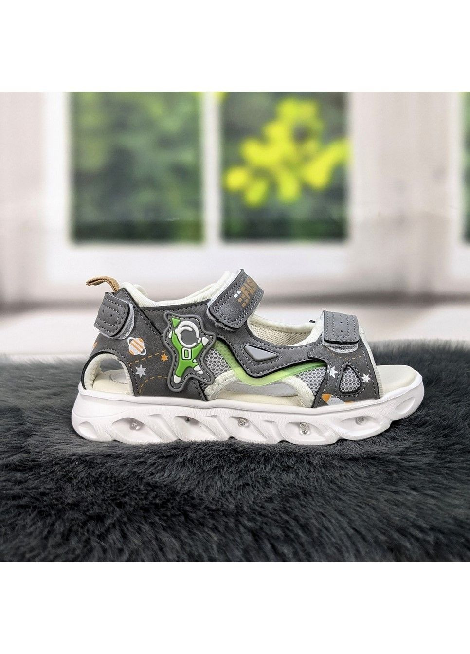 Серые повседневные босоножки детские для мальчика Jong Golf на липучке