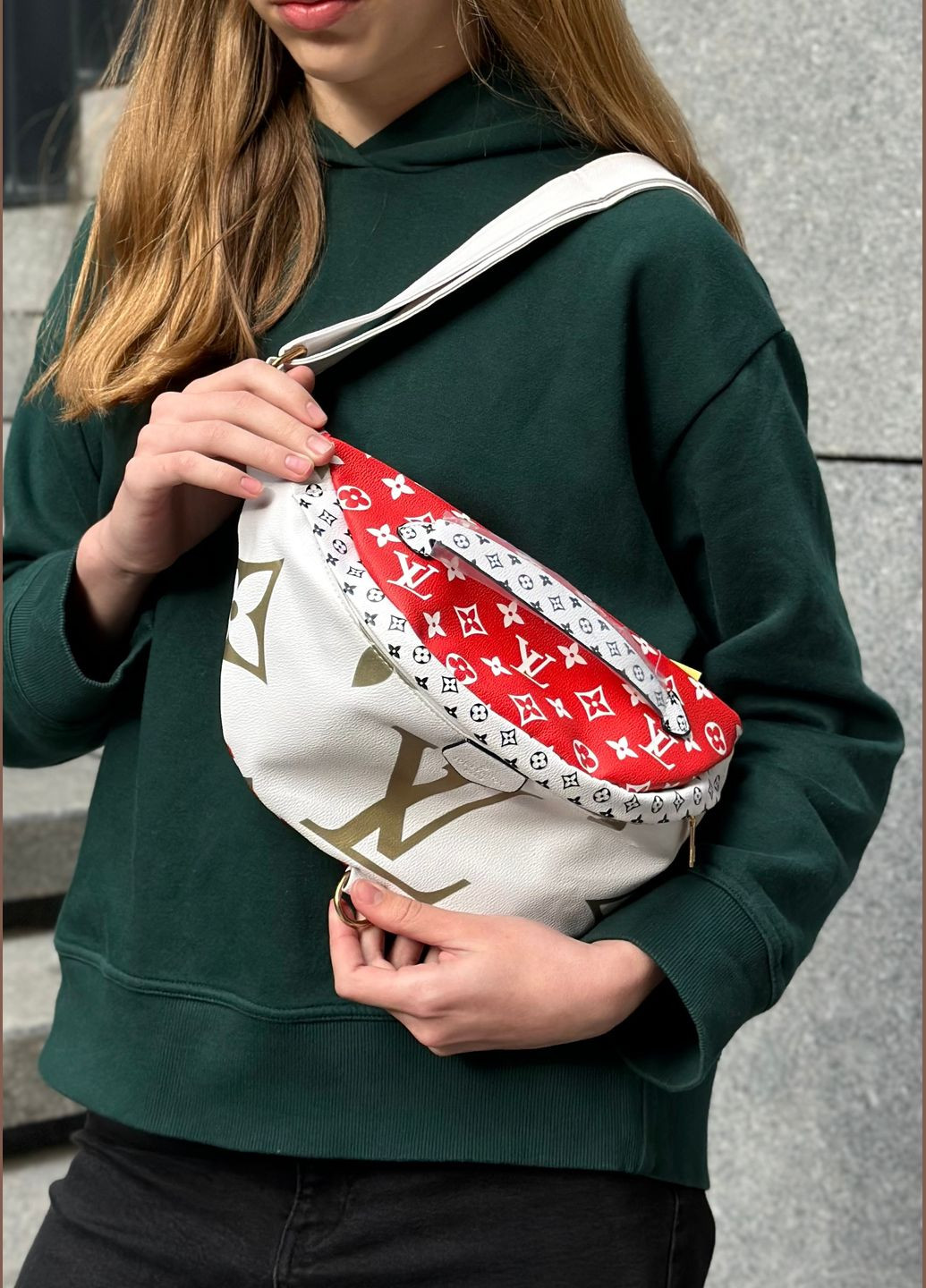 Женская сумка LV бананка через плечо белая красная крышка No Brand (295638751)