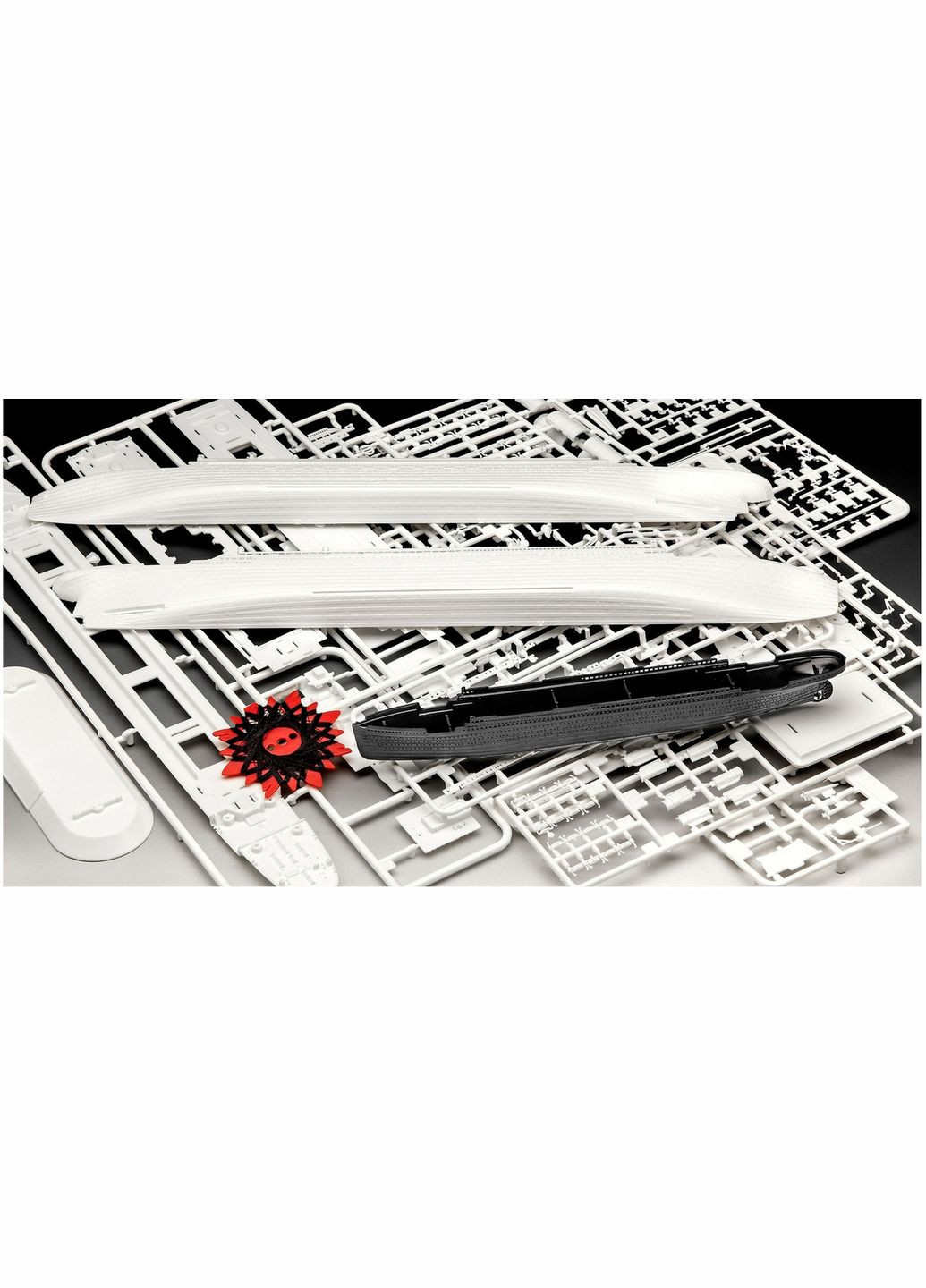 Сборная модель набор Корабль Титаник подарочный набор уровень 4 масштаб 1:700 и 1:1200 (RVL-05727) Revell _05727 (315402984)