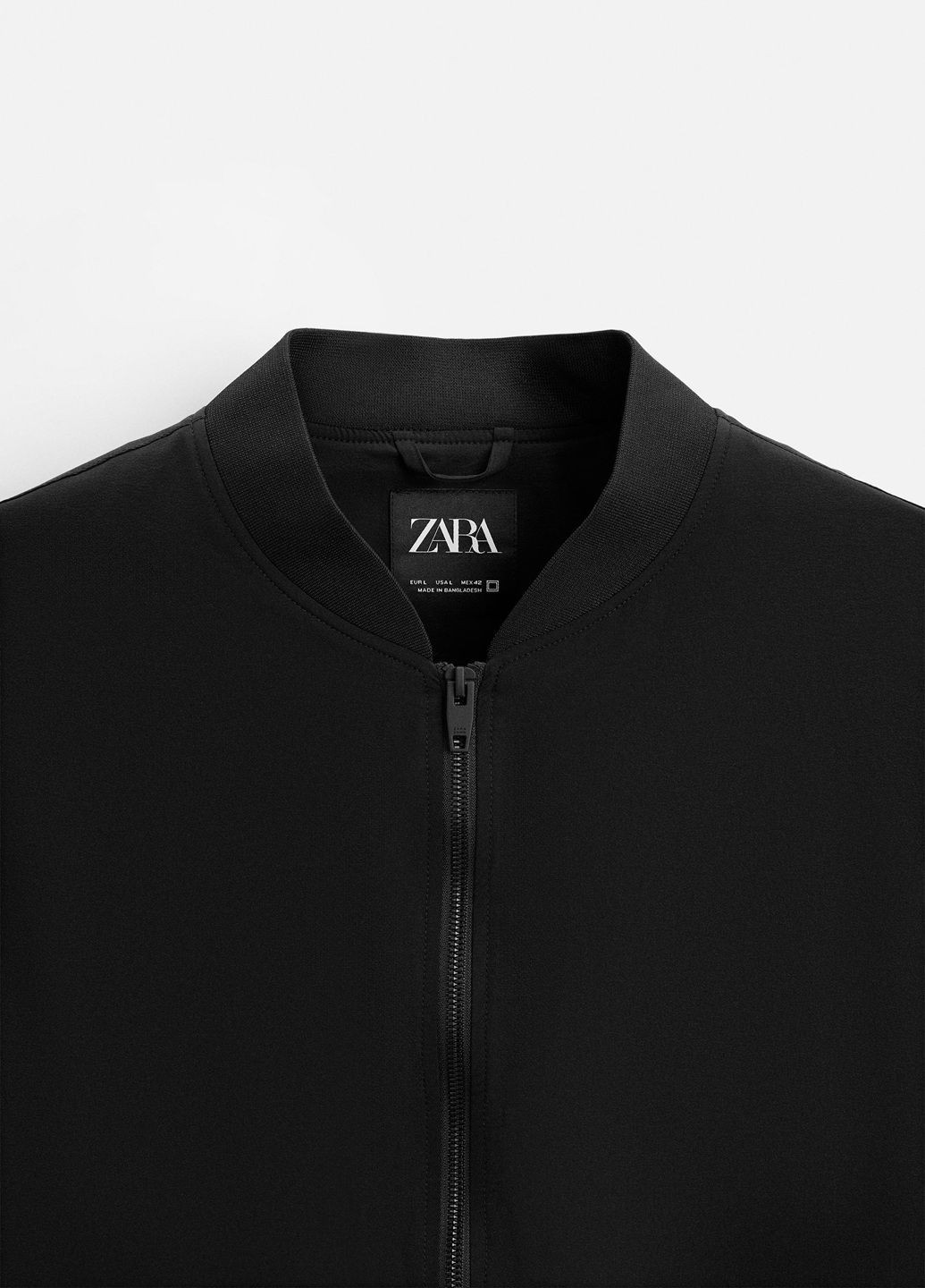 Чорна демісезонна куртка Zara