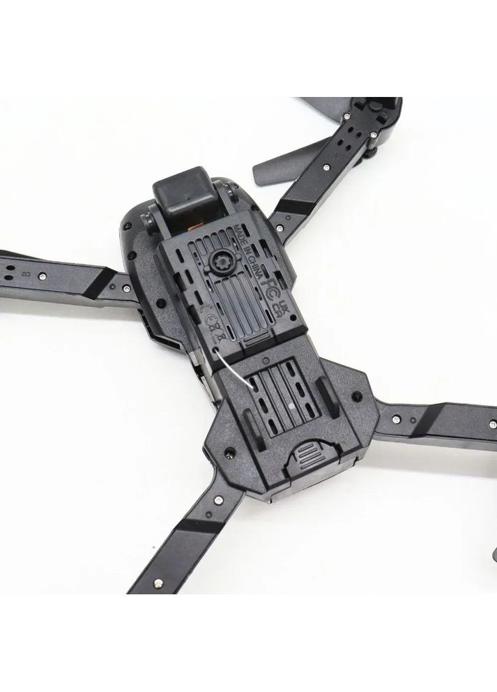 Квадрокоптер E99 PRO з 4K камерою, WiFi трансляція, 20 хв польоту, пульт управління, чорний China (351854948)