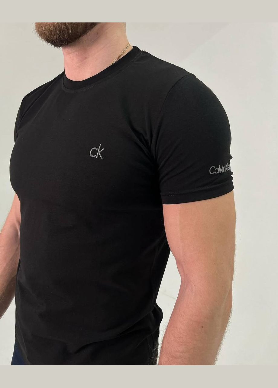 Чорна чоловіча стильна футболка з вишивкою чорна в стилі calvin No Brand
