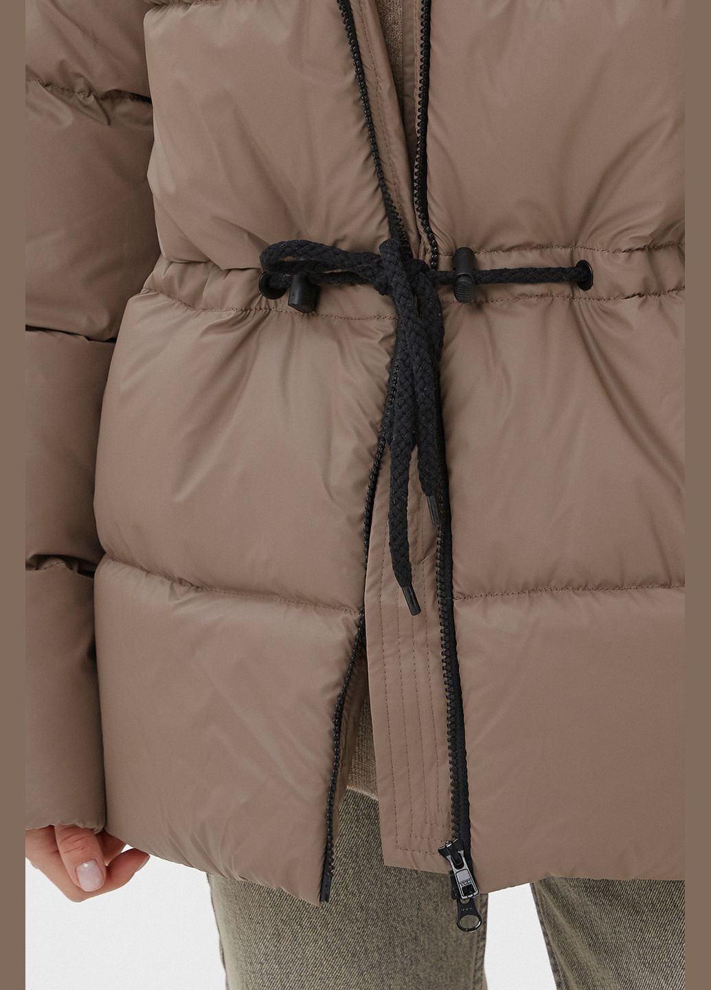 Коричневая зимняя куртка, цвет коричневый Estro