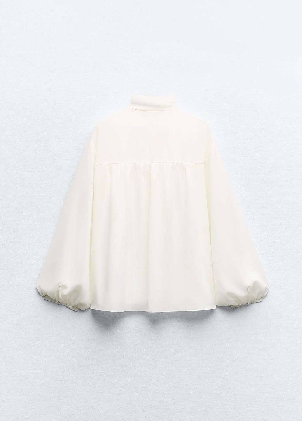 Молочная демисезонная блузка Zara