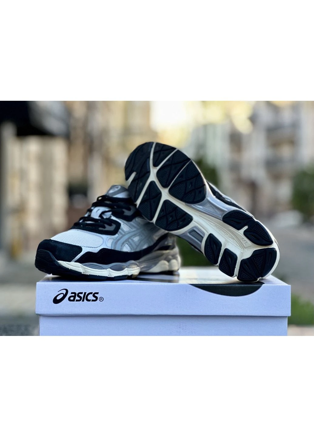 Сірі Осінні кросівки чоловічі asics gel nyc 1090 white black grey асікс гель нюк No Brand