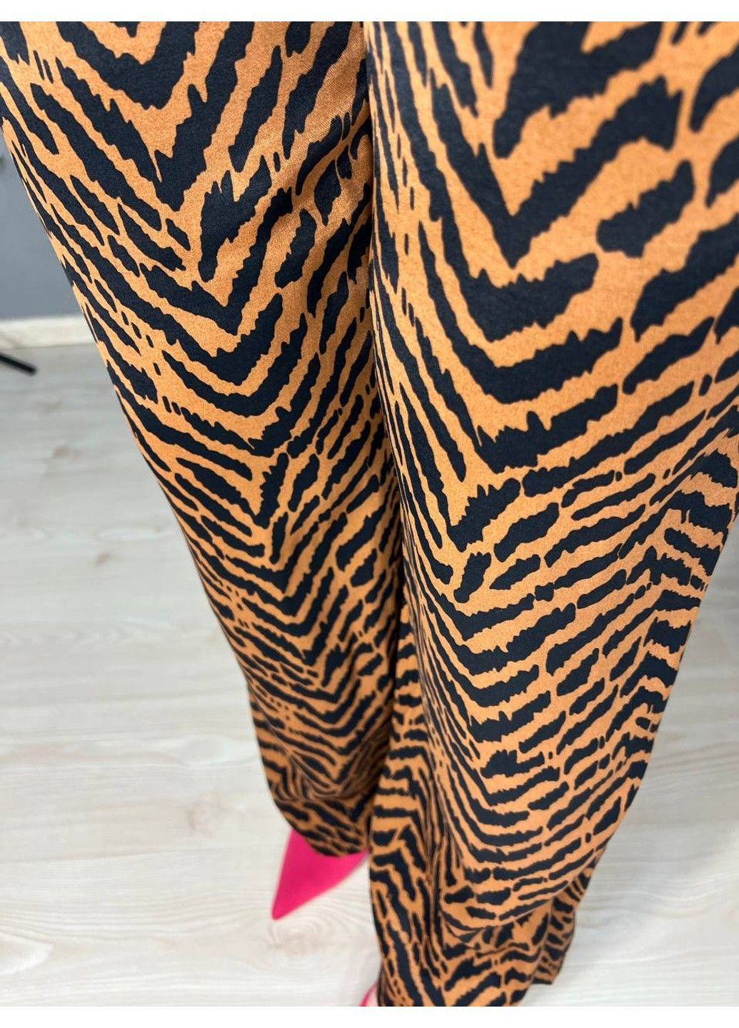 Костюм жіночий 4375 з брюками палаццо і сорочкою тигровий принт коричневий MIX RAY (332005300)