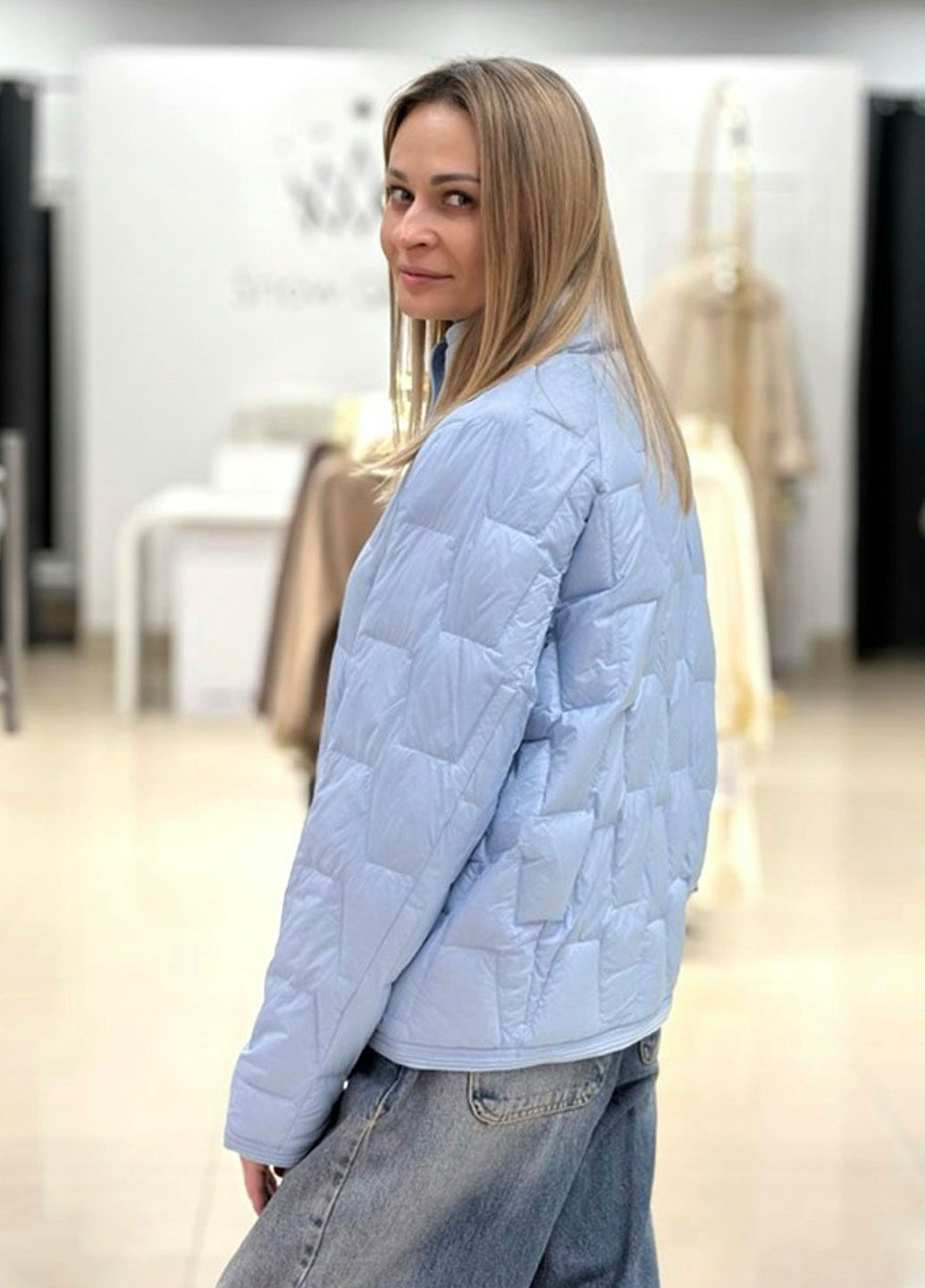 Голубая демисезонная женская куртка light blue CHANEVIA