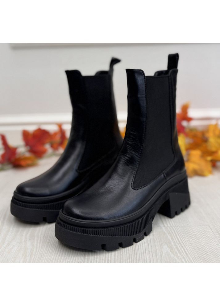 Челсі шкіряні жіночі високі на потовщеній підошві, колір чорний Vasha para (367583202)