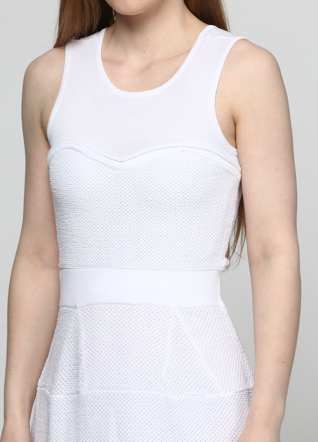 Белое повседневный платье черный Axel