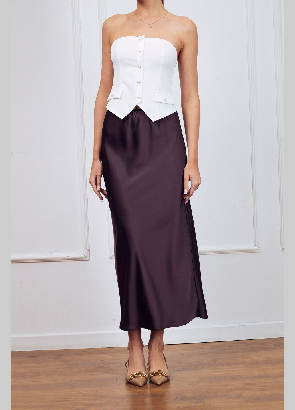 Коричневая повседневная шоколадная атласная юбка с средней посадкой и поясом на резинке itelle