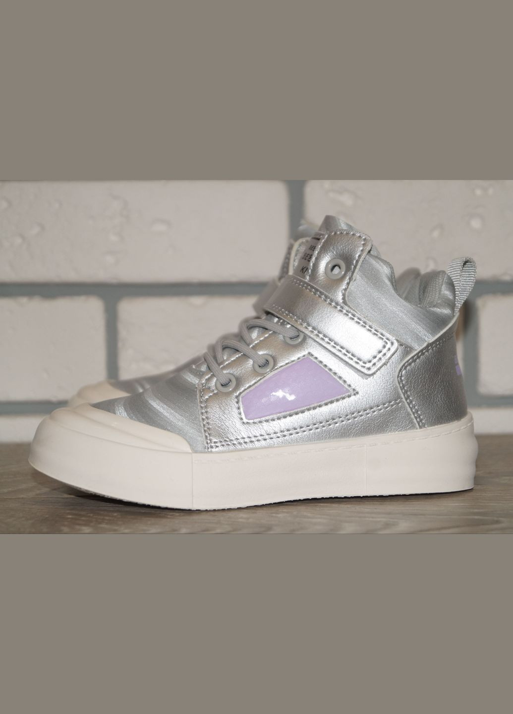 Серебряные повседневные, кэжуал осенние ботинки демисезонные для девочки серебристые Bessky