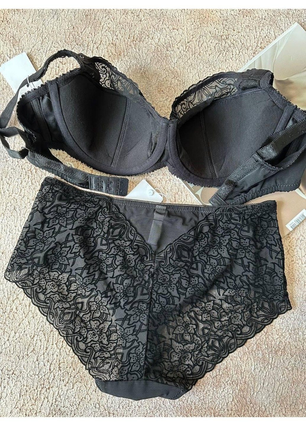 Черный черный комплект нижнего белья на чашку d Lanny Mode