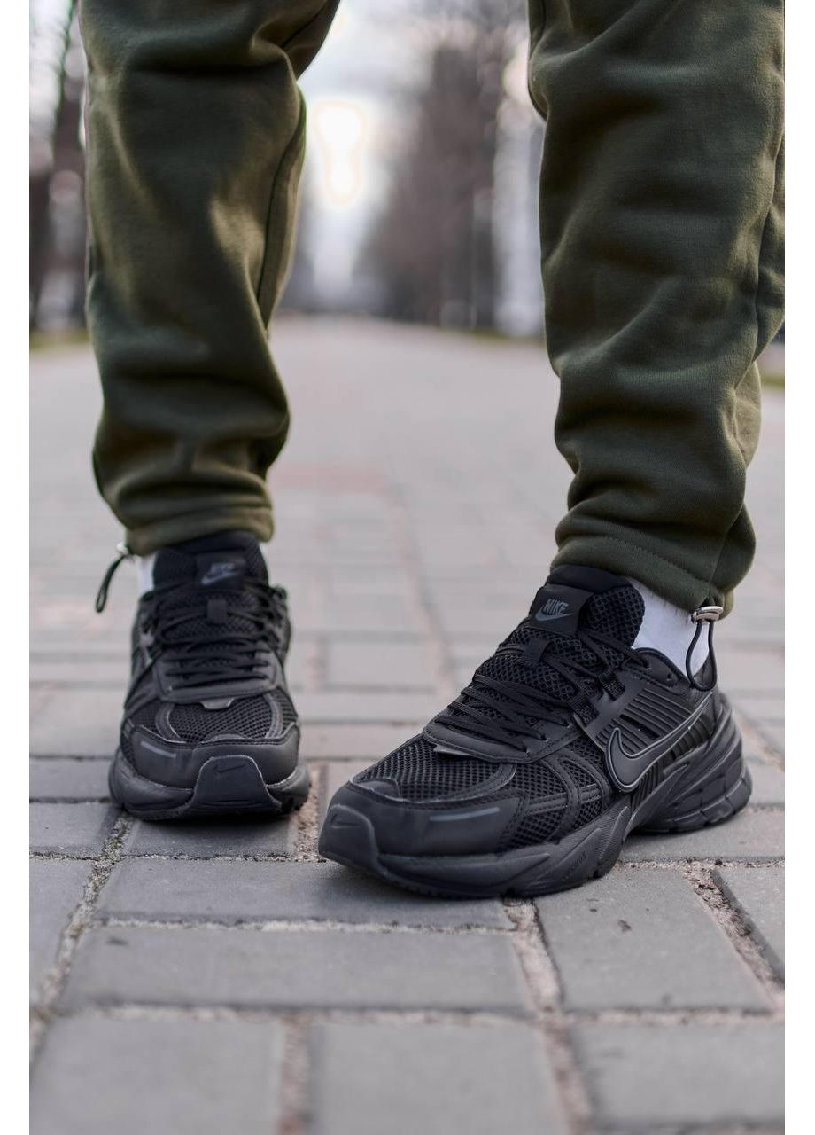 Черные демисезонные кроссовки мужские nike runtekk full black найк в2к рантекк No Brand