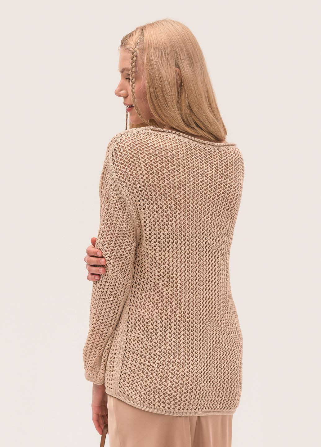 Бежевый женский есо-свитер с дырками SVTR