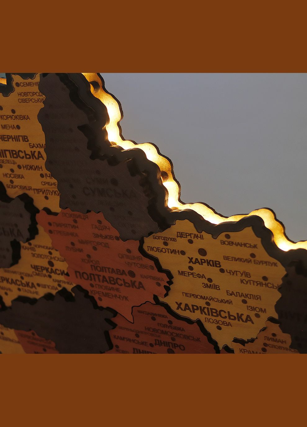 Мапа України настінна ручної роботи 3D об'ємна з підсвічуванням (220В) в коробці 55*38.5 см (16) Гранд Презент (279382053)