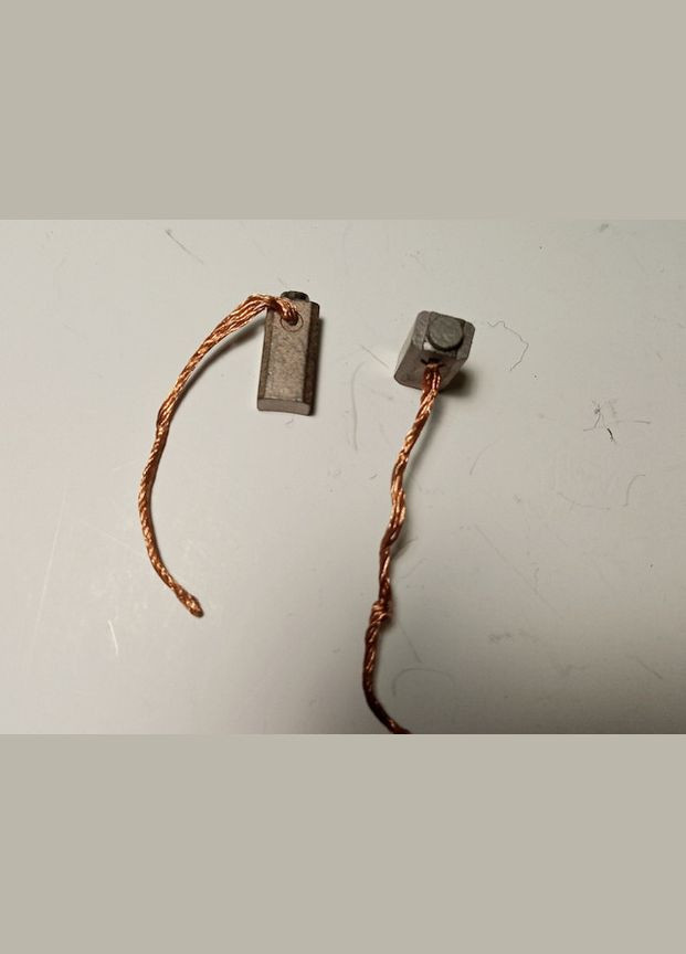 Щітка генератора (7х5х15) (1 шт) AB6005/S371 РВ 3698 РВ Denso (323145987)