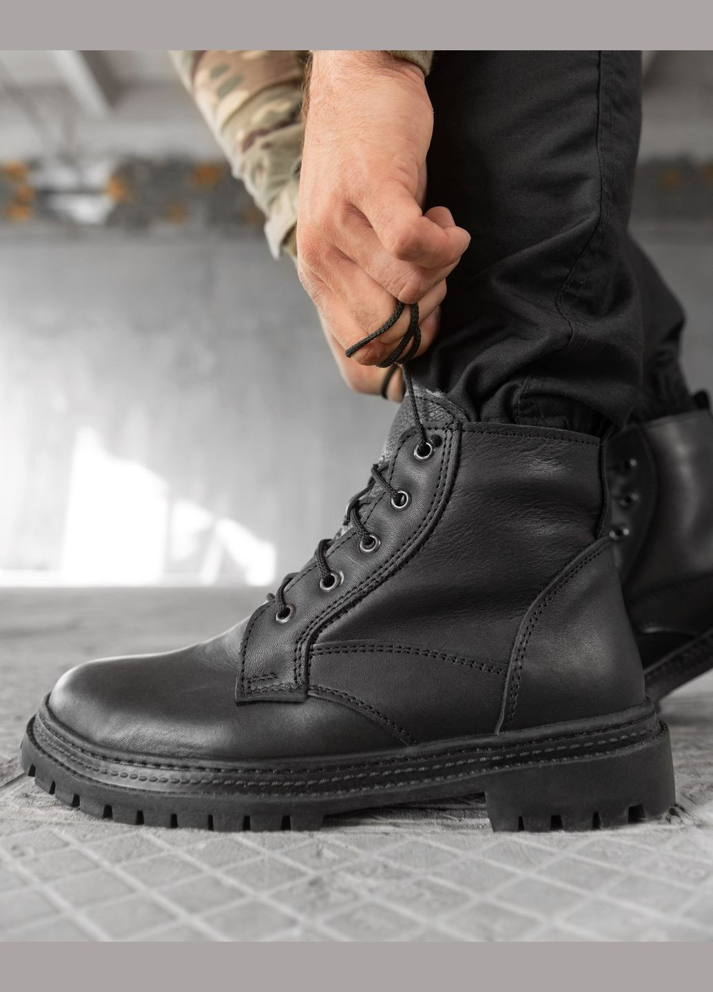 Тактичні зимові берці з натуральної шкіри на хутрі чорні No Brand (308796621)