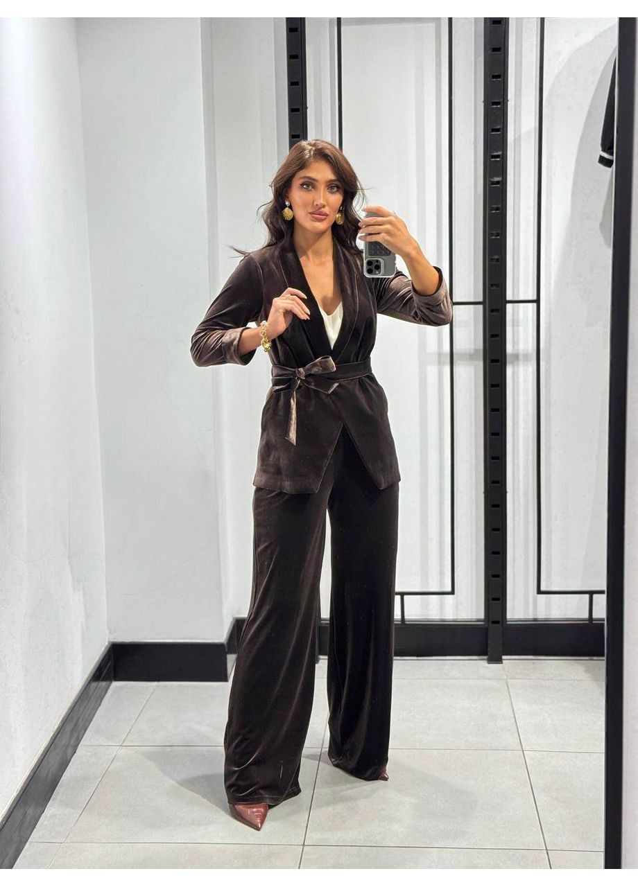 Женский костюм из бархата Avanti (364863924)