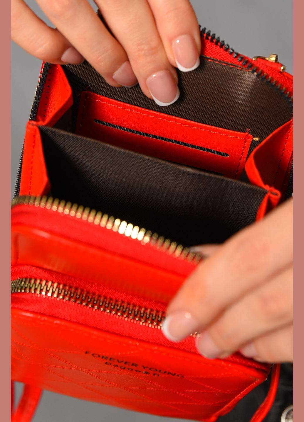 Клатч жіночий з екошкіри червоного кольору Let's Shop (312374724)