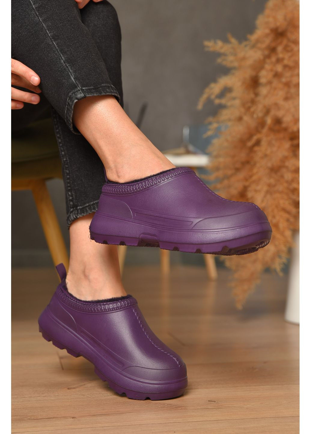 Галоши женские на меху фиолетового цвета Let's Shop (351851246)