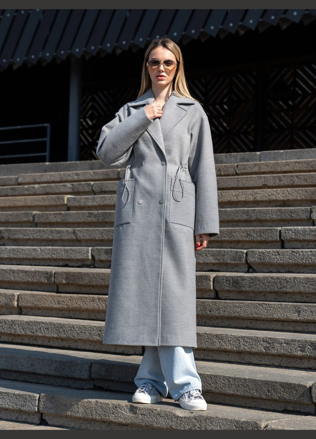 Серое демисезонное Пальто MN