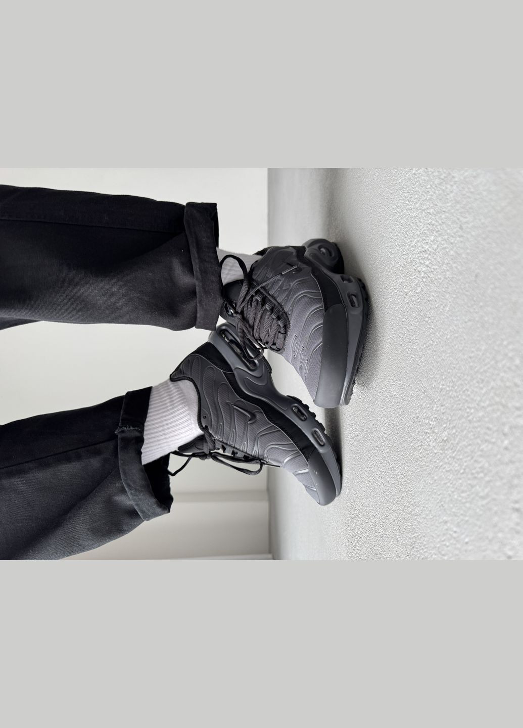 Кроссовки зимние женские Nike Air Max TN Plus winter Gore-Tex gray black termo | Найк ТН плюс серые черные термо No Brand серые зима (311225822)