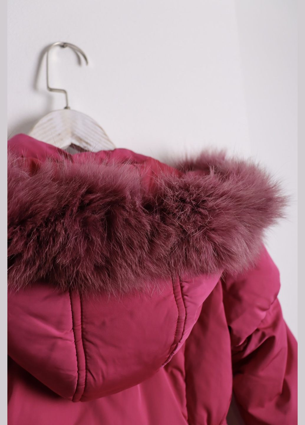 Малиновая зимняя плащ пуховик Piccolo