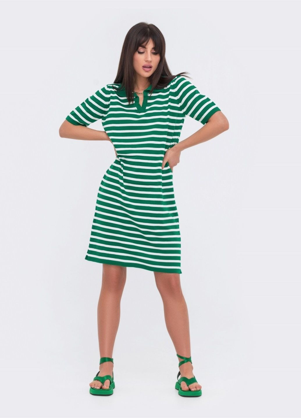 Зеленое летнее вязаное платье зеленого цвета в полоску Dressa