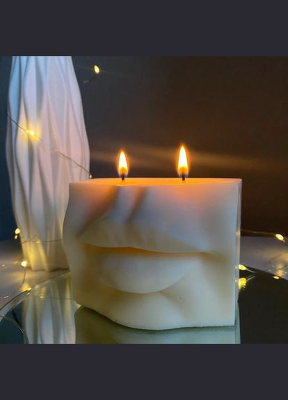 Силіконова форма молд для свічок та мила Жіночі Губи 213 (348357447)