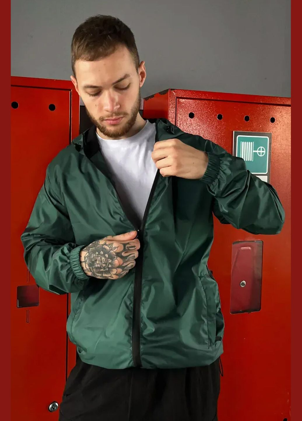 Зелена демісезонна вітровка Reload