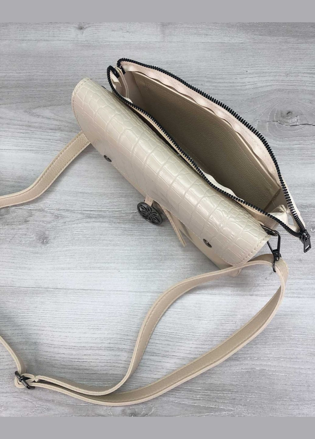 Молодіжний жіночий клатч з екошкіри Етель чорний середнього розміру (klatch-etelx) WeLassie (346241332)