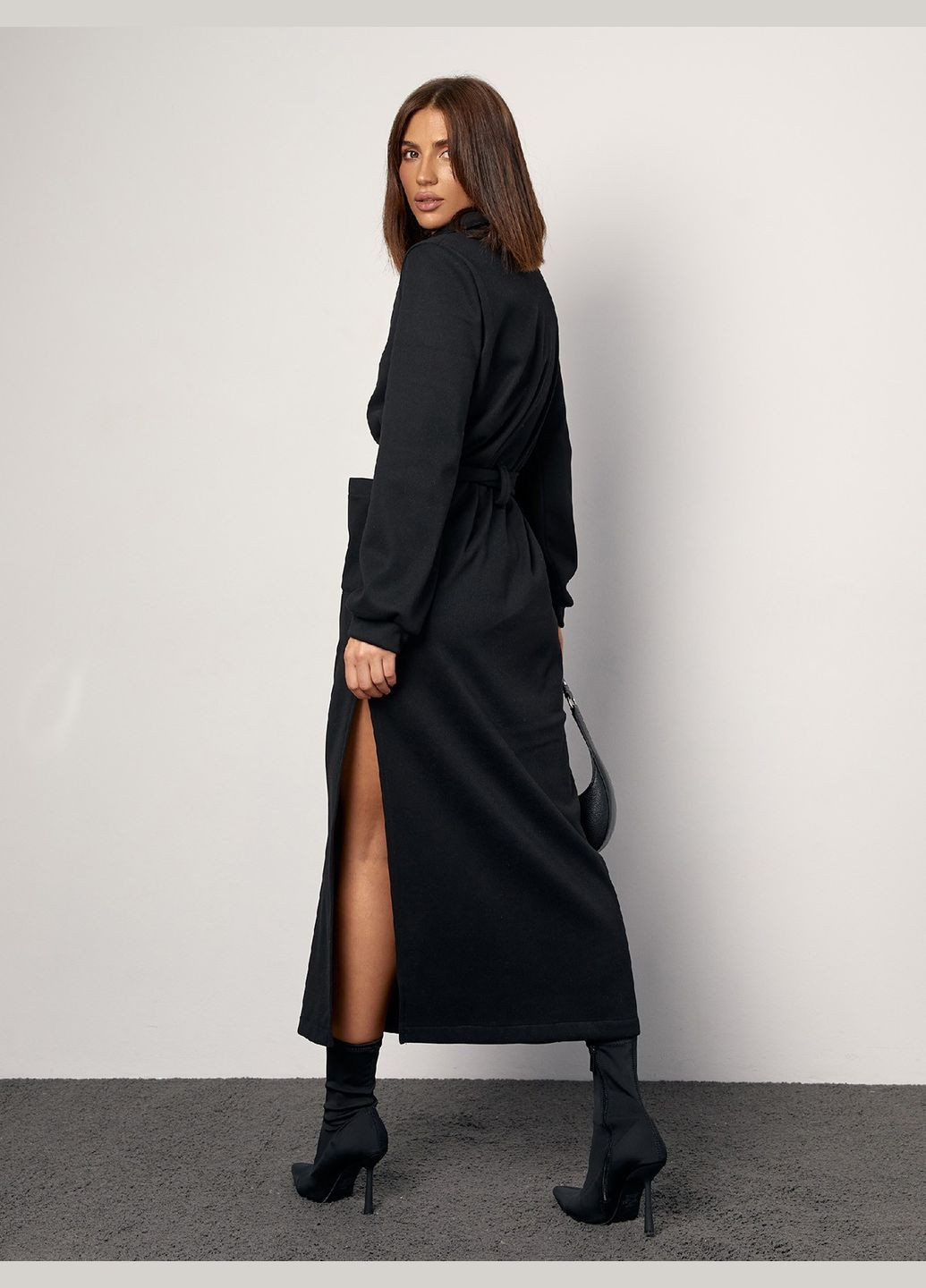 Черное деловое, повседневный, кэжуал, вечернее стильное утепленное платье с карманами и разрезом No Brand