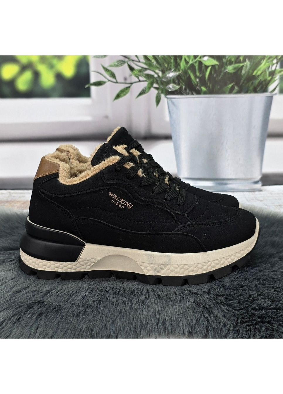 Жіночі зимові кросівки зі штучним хутром тедді Gipanis (365718500)