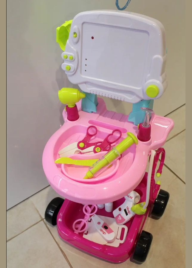 Набір доктора Doctor set з візком 17 предметів Рожевий (660-45) No Brand (302215645)