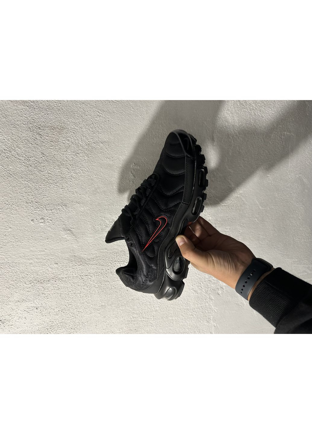 Черные демисезонные кроссовки мужские nike air max tn plus black red gore-tex найк аир макс тн плюс No Brand
