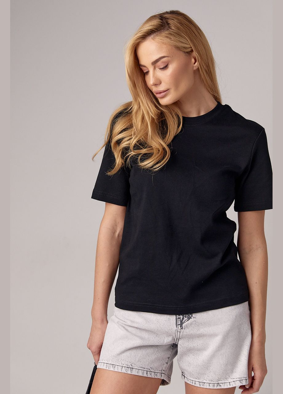 Чорна літня базова однотонна жіноча футболка Lurex
