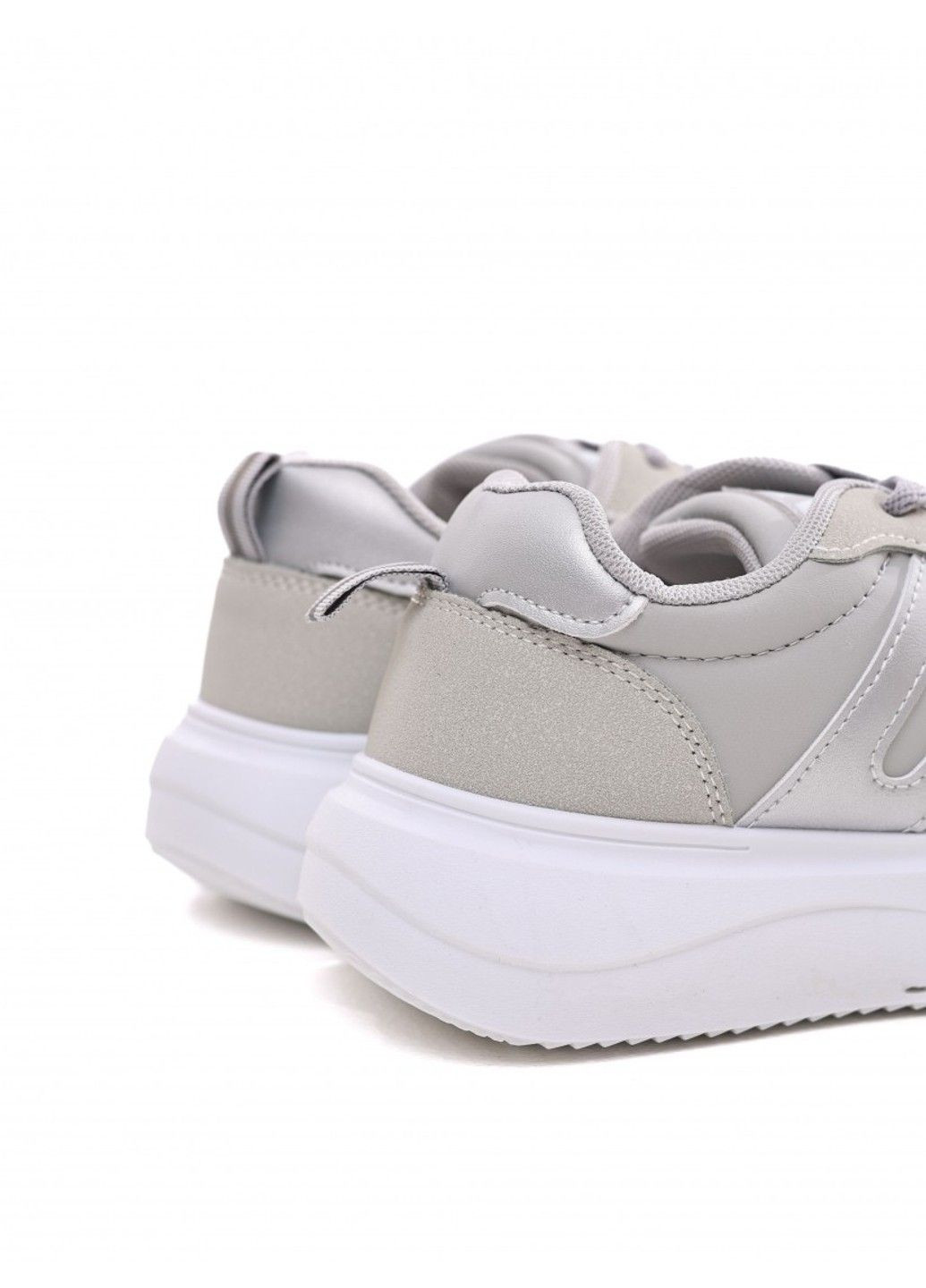 Светло-серые кеды женские STREAM