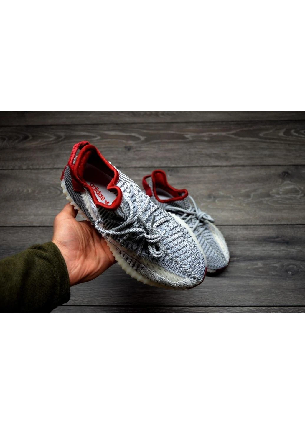 Белые демисезонные кроссовки мужские adidas yeezy boost 350 v2 white red адидас изи буст белые No Brand