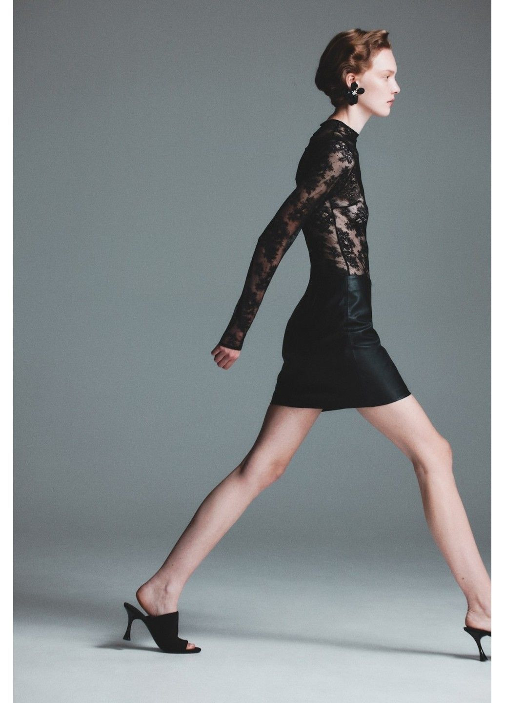 Черная повседневная женская мини юбка из эко-кожи н&м (58758) xs черная H&M