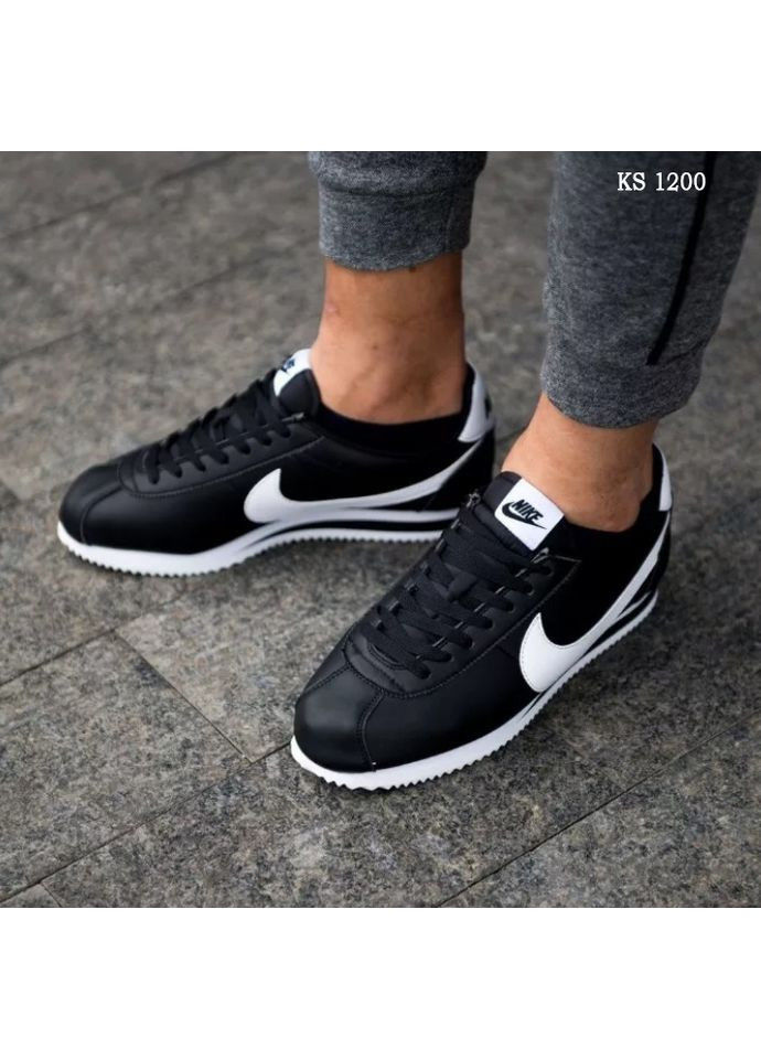 Черные демисезонные кроссовки мужские nike cortez black and white найк кортез No Brand