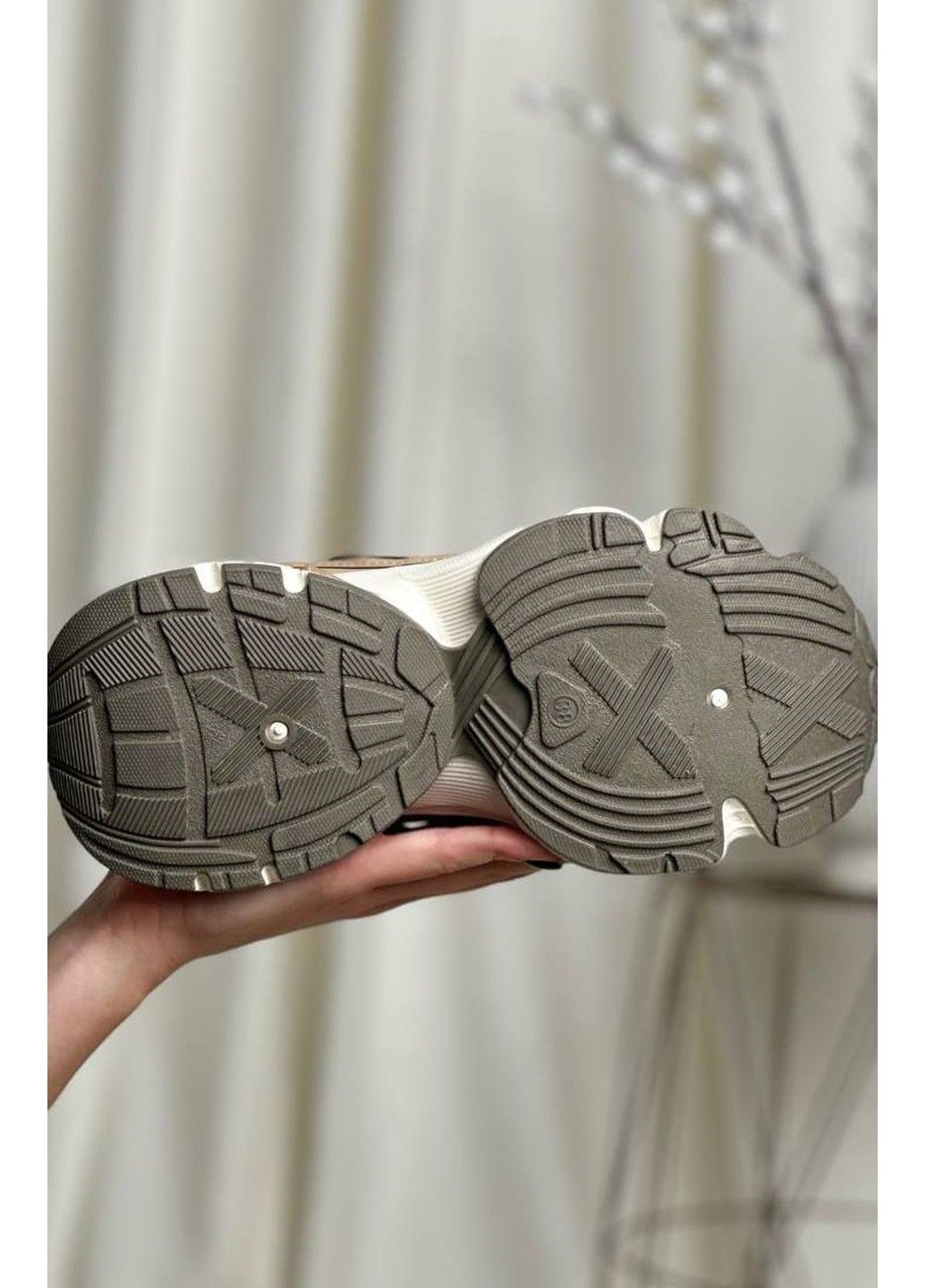 Зимние ботинки женские зимние бежевые (k908-2) Loretta прессованная кожа