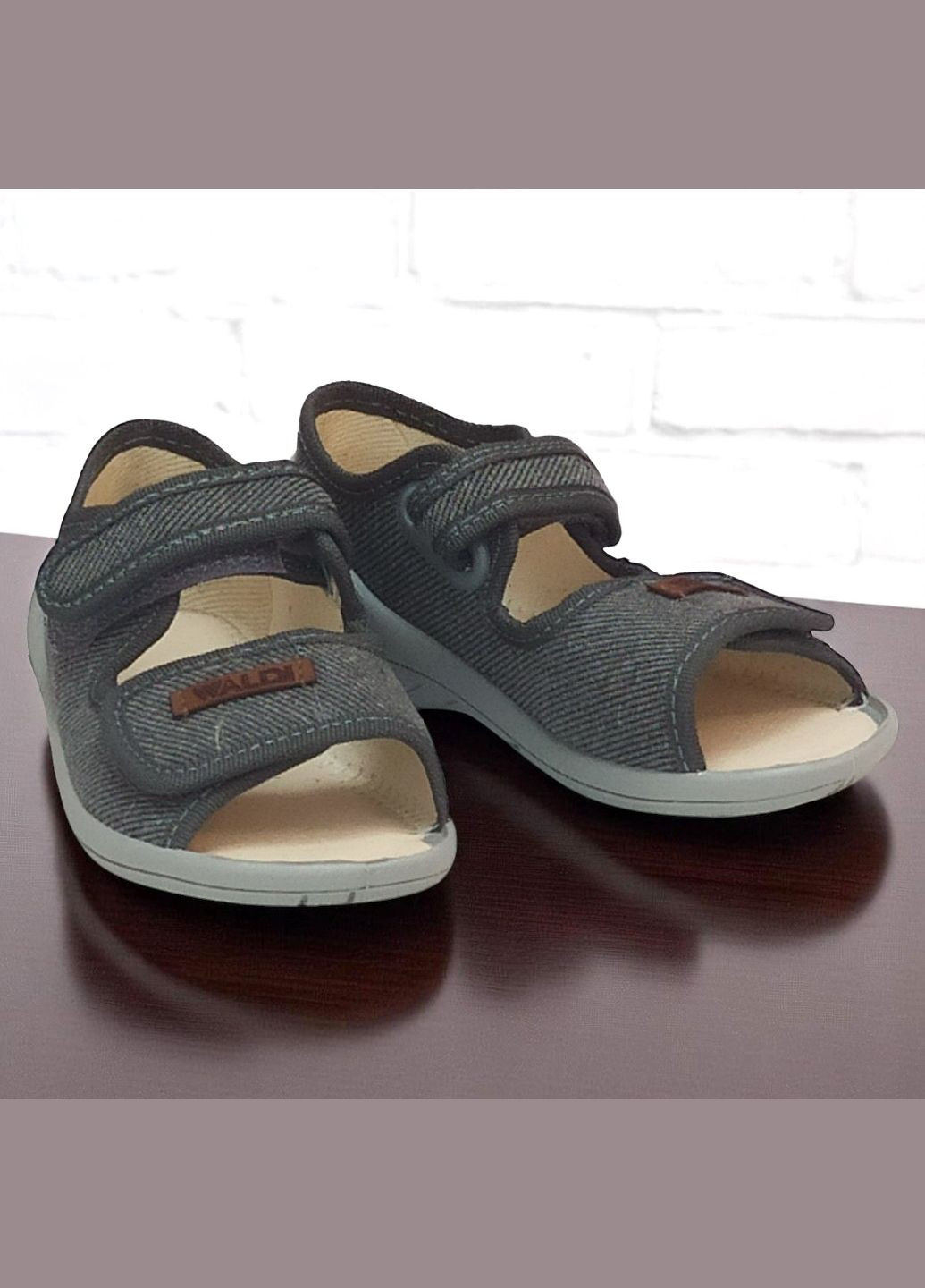 Ортопедичні відкриті тапочки капчики текстильні босоніжки на липучках для хлопчика Waldi (332625430)