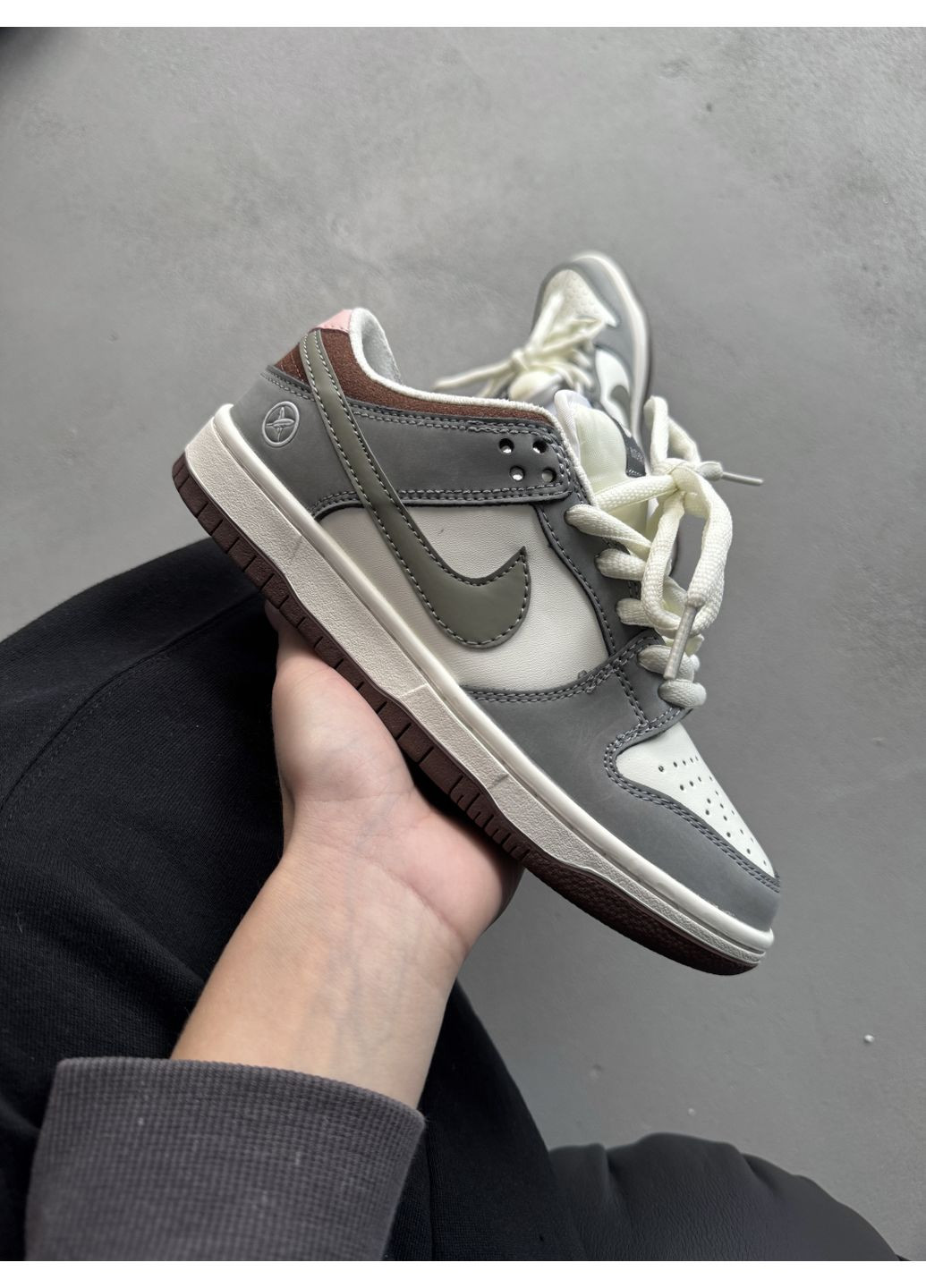 Серые демисезонные кроссовки мужские nike sb dunk grey / white / brown найк сб данк No Brand