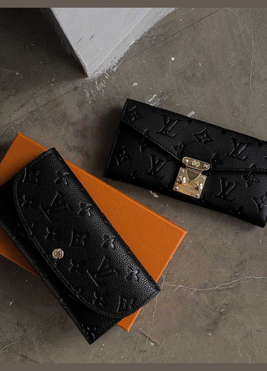 Гаманець Луї Вітон подвійний чорний стьоганий No Brand (317633548)