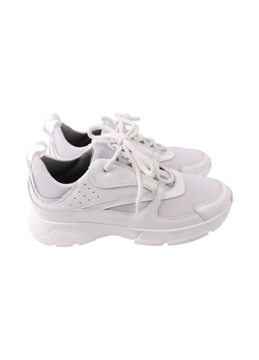 Білі кросівки чоловічі білі текстиль Vadrus 551-24DTS